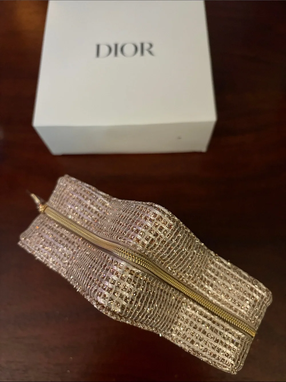 New w Dior Box -Dior Star-Shaped Coin Purse - Gold
